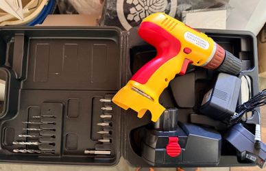 Tornado Cordless Drill Kit 21.6v w/ Charger & Accessories Gently Used - Working