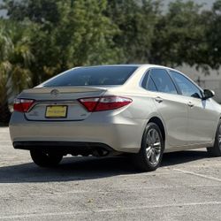 2015 Toyota Camry 
