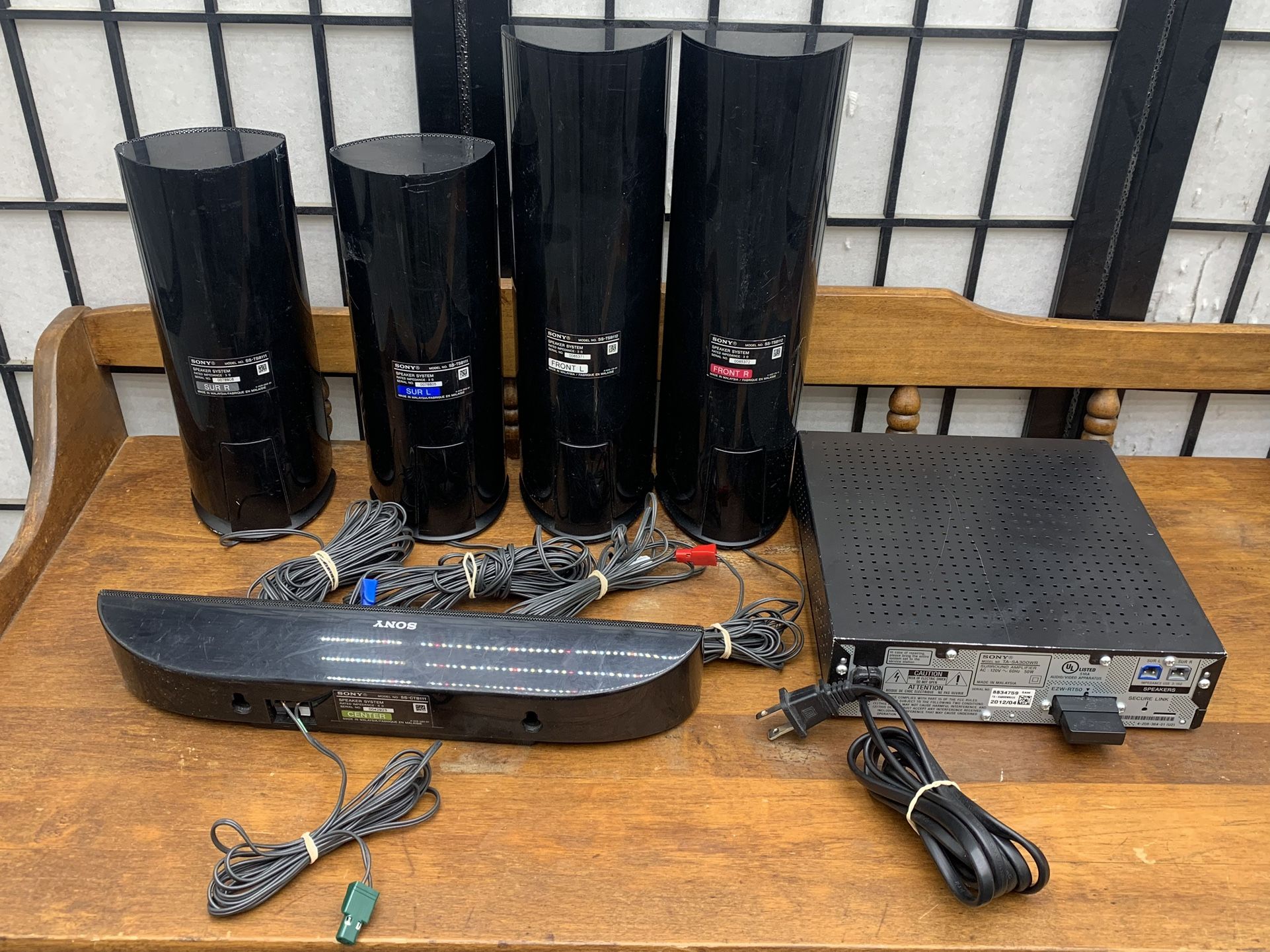 Sony TA-SA300WR Surround Sound Amplifier + EZW-RT50 Card + 5 Speakers Pre Owned