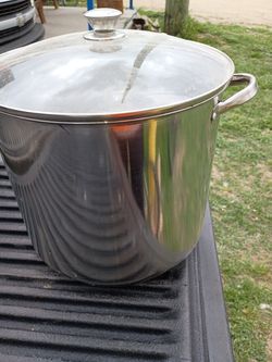 20 Quart Stainless Steel Covered Stock Pot