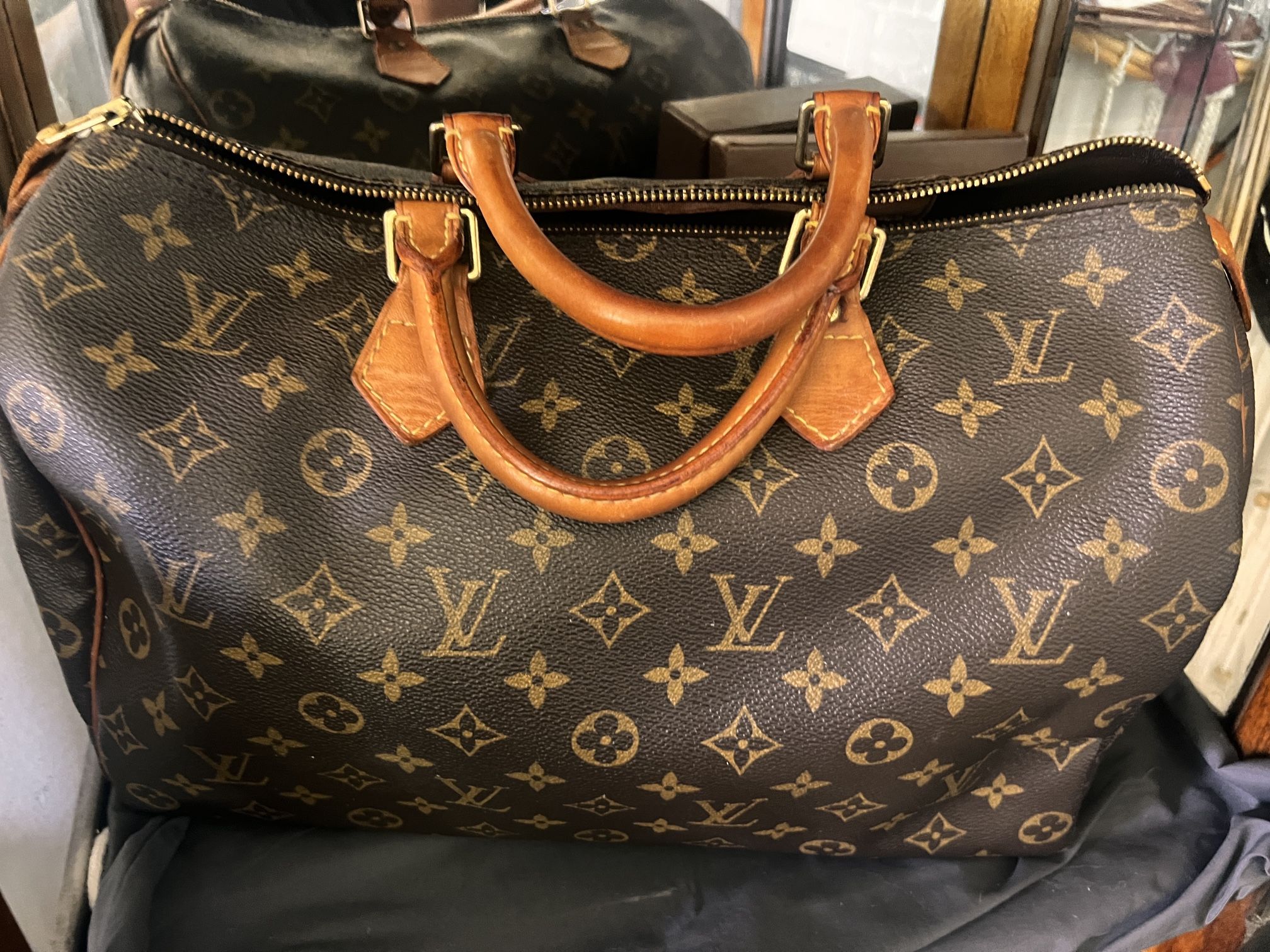 Louis Vuitton Speedy 30 With Wallet