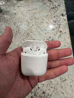 Apple AirPods 2nd Generation — used and in good working condition