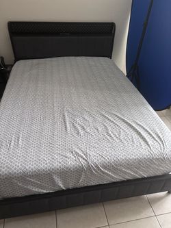 Queen Bed Frame with Headboard