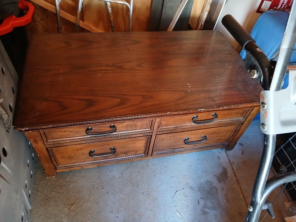 Misc Furniture Pieces