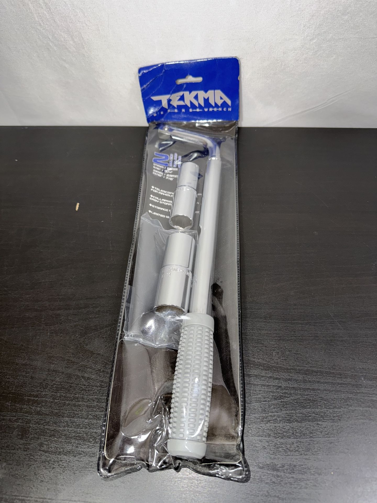 TOOLS Wrench