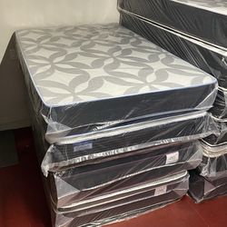 Full Size Mattress 10 Inches Thick Also Available in Twin, Queen, King New From Factory Same Day Delivery 🚚