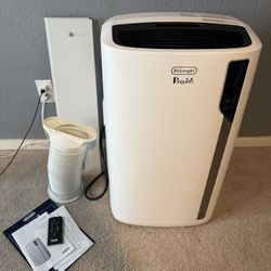 DeLonghi Air Conditioner EL275HGRKC ; 12500BTU