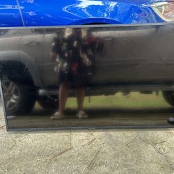 60 Inch Flat Screen Smart Tv