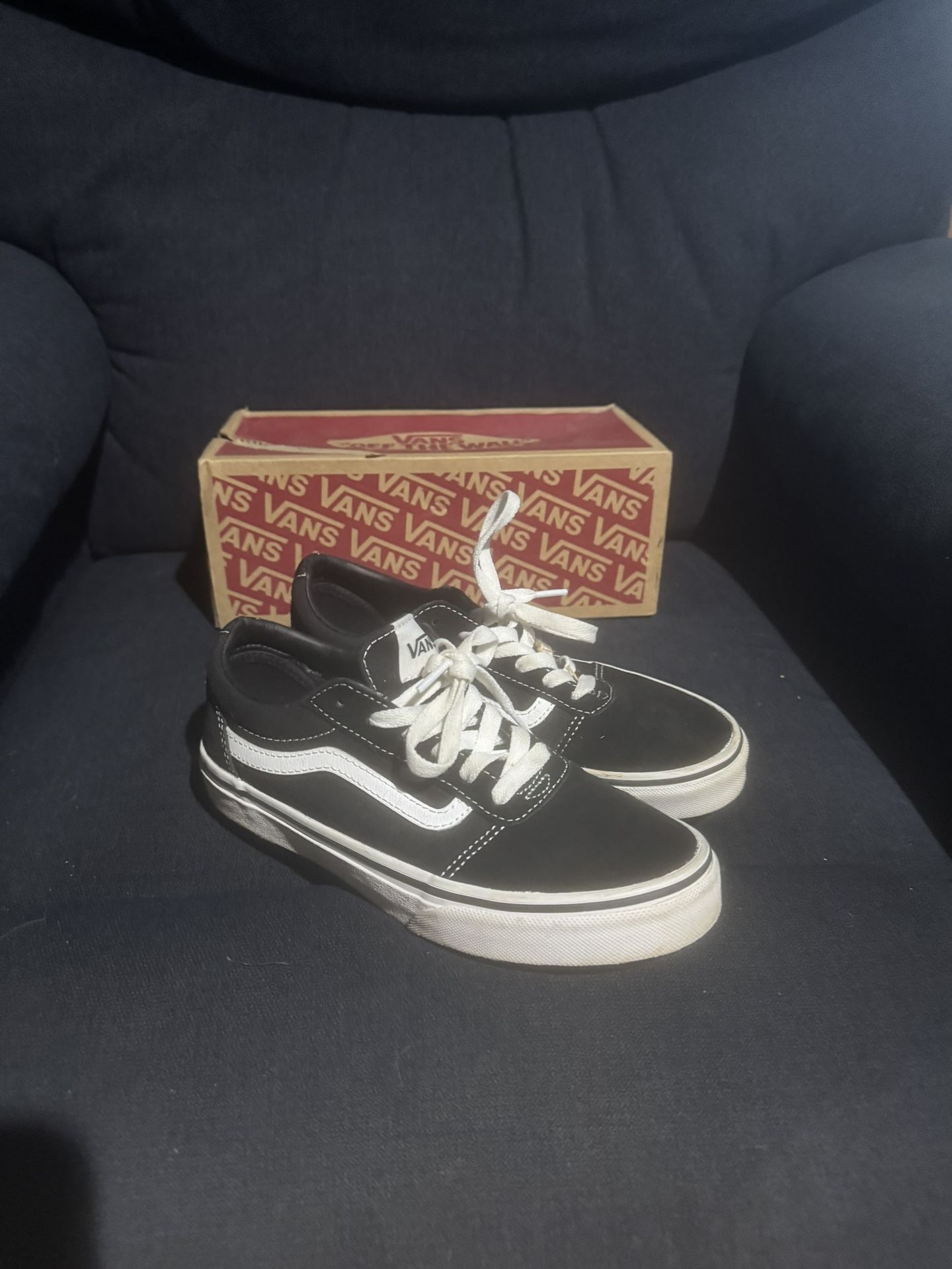 Vans Like New Size 4