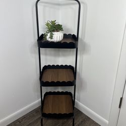 Black Metal & Wood 3 -Tier Decorative shelving unit 