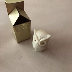 Avon precious owl Moon wind cream sachet whatever you where you were￼