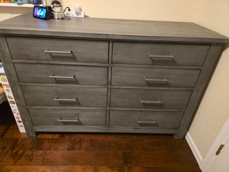 Used Dolce Babi Lucca 8-Drawer Double Dresser, Nursery,  Baby/Kids