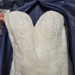 Wedding Dress- Never Worn Maggie Sottero 