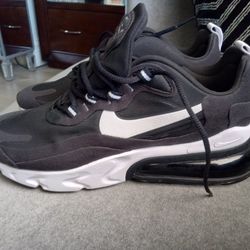 Nike Shoes Size 8 New $60