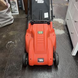 Black Decker Electric Lawn Mower 
