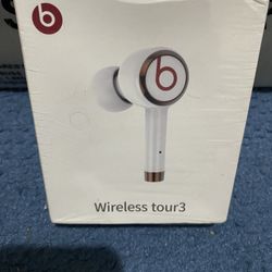 Wireless tour 3 headphones 