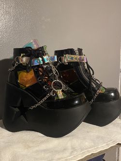 DEMONIAS DYNAMITE-101 BLACK HOLOGRAPHIC ANKLE BOOTS