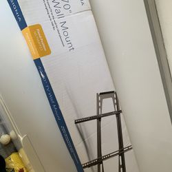 T.v Wall Mount 40/70