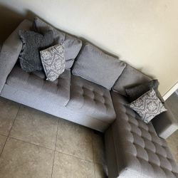 Chaise Sectional 