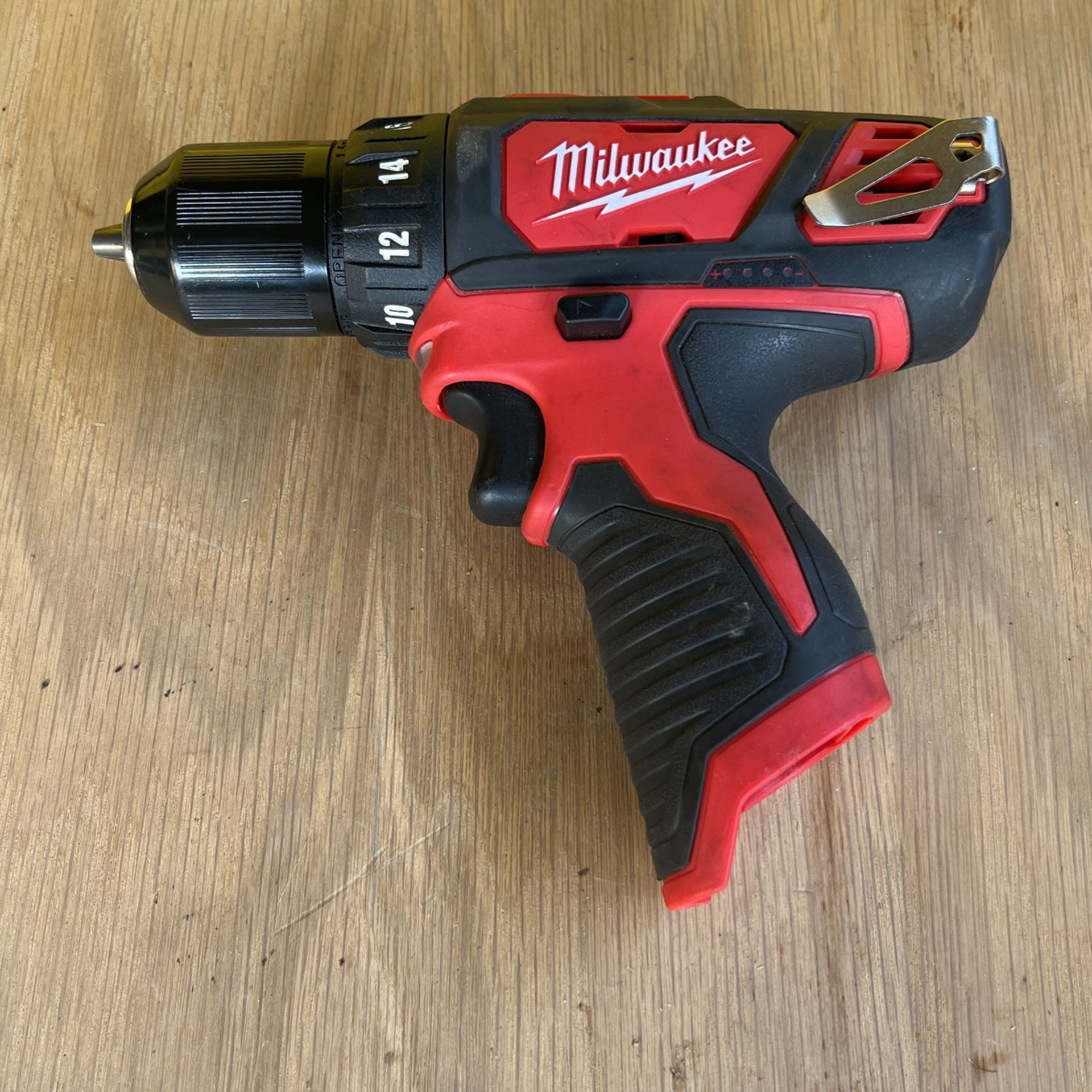 Milwaukee M12 3/8 Drill Driver for Sale in Whittier, CA OfferUp