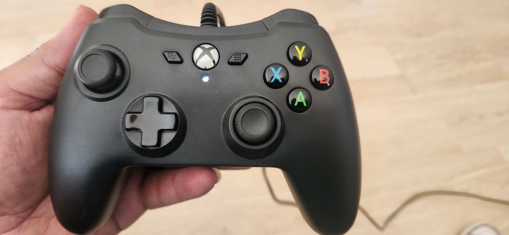 Xbox One Controllers