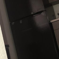 Black Frigidaire Refrigerator 
