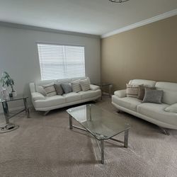 White Leather Rooms To Go 5pc Living Room Set