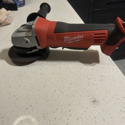 Milwaukee 18v Cut-off  Grinder