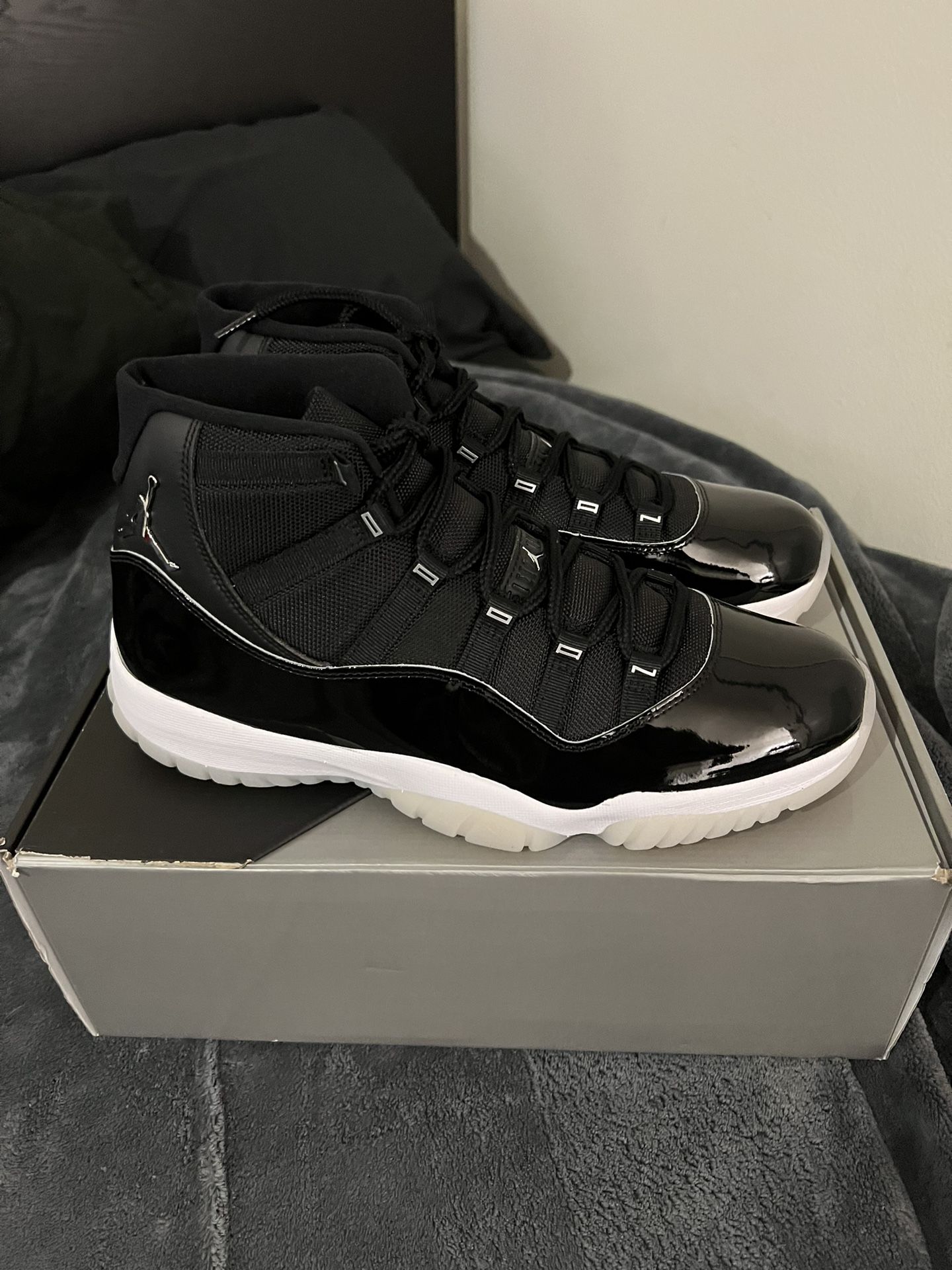 Air Jordan 11 Jubilee Size 13 DS