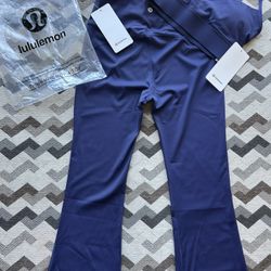 LULULEMON SIZE 6 BRAND NEW