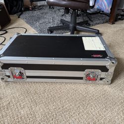 Guitar Pedals, Board and Case