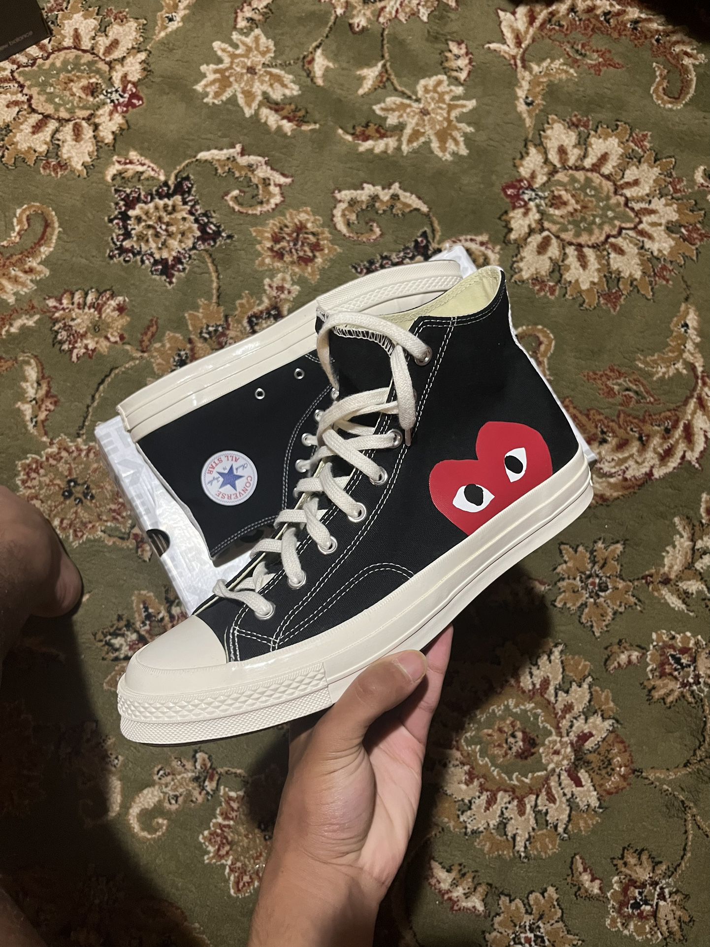 debajo Repeler Significativo Cdg converse High tops for Sale in Hagerstown, MD - OfferUp