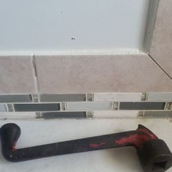 Fire Hydrant.WRENCH