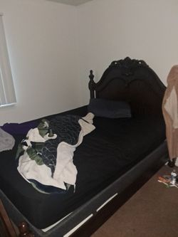 queen size bed