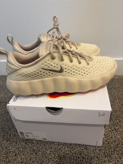 Nike Mind 002 light kaki sz 9