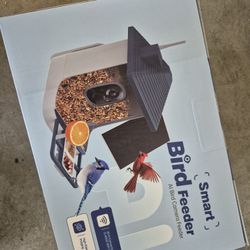 Smart Bird Feeder with Camera,AI Identify Species,Bird House with Solar Powered,Instant Arrival Alerts,2K HD Capture Video Live View,Gift for Birds Lo