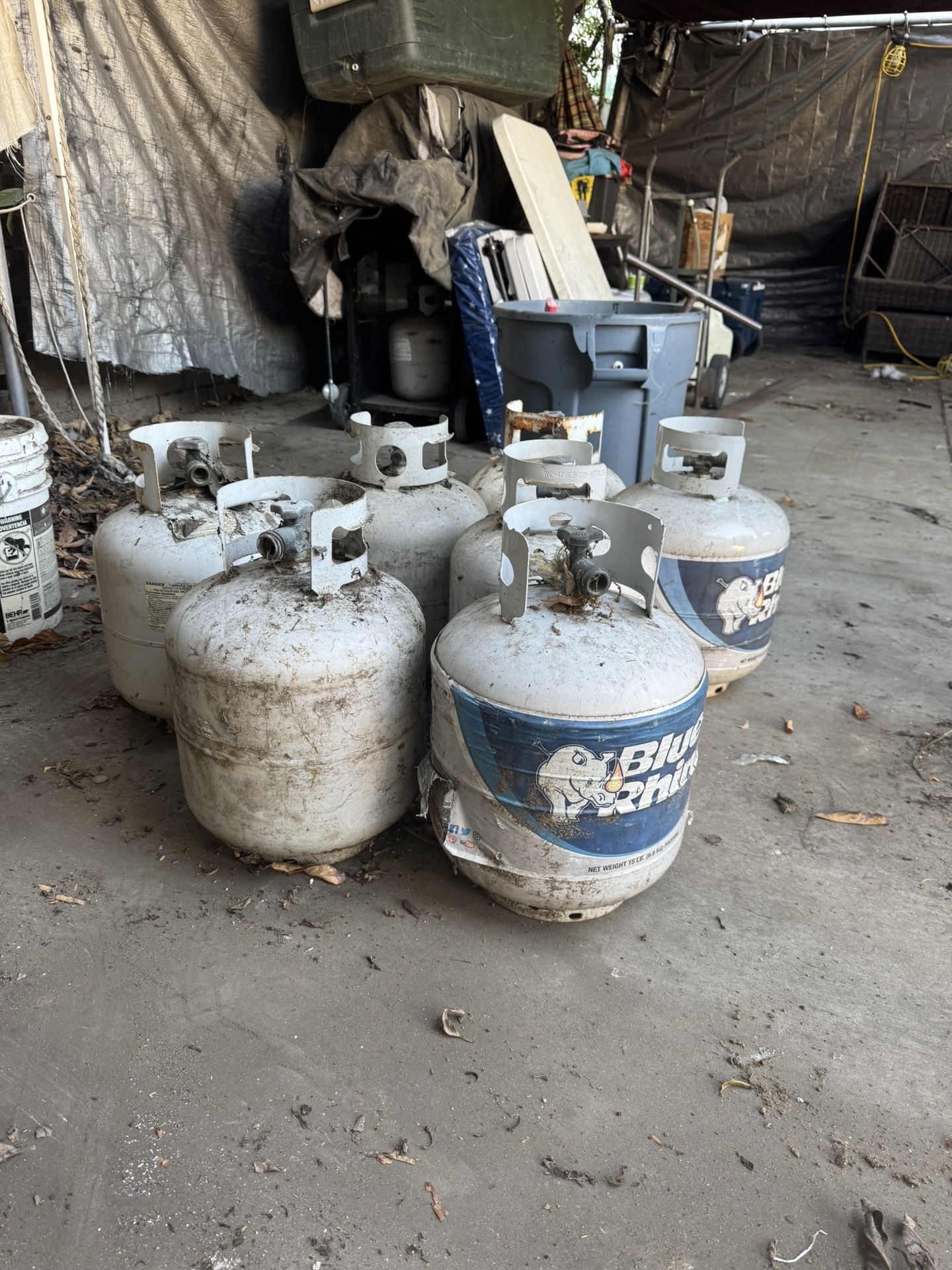 5 Gas Tanks