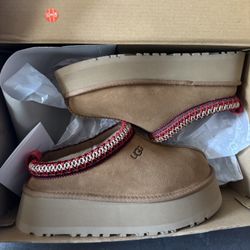 UGGS