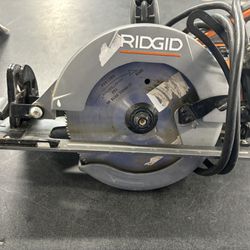 Rigid Electrical circular Saw R32104