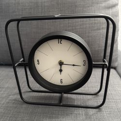 Black Table Clock 