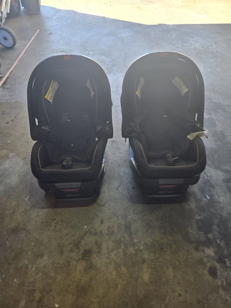 Graco Snug Fit Rear Facing Car Seats With Bases
