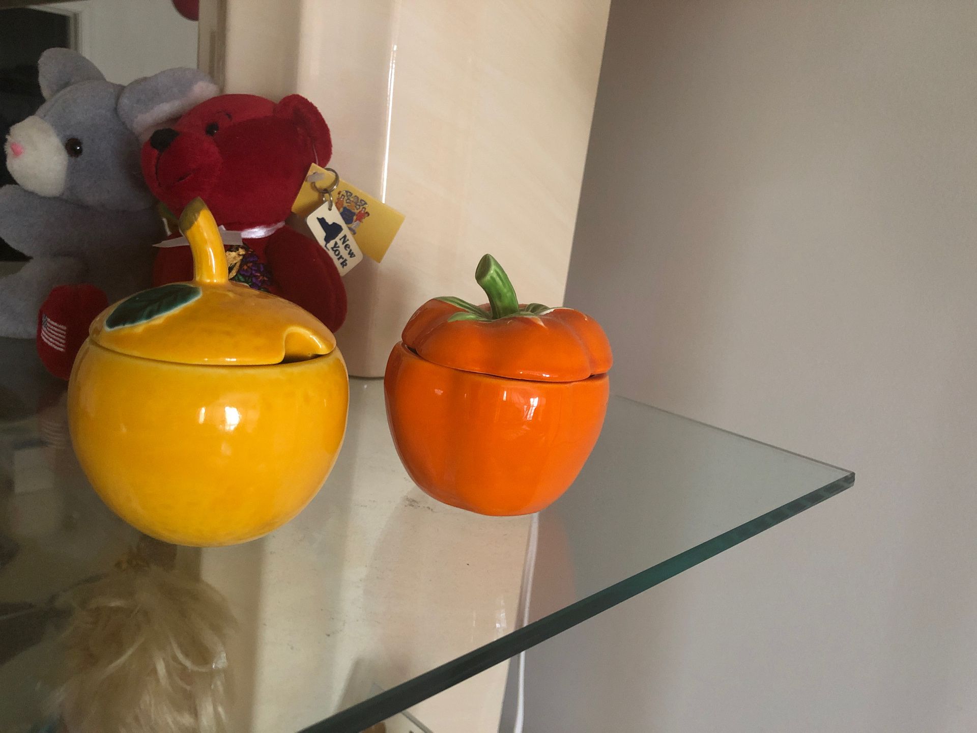 Fruit shaped container