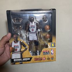Micheal Jordan Figure