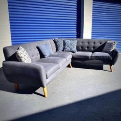 Gray Mid-Century Modern Tufted Sectional Sofa