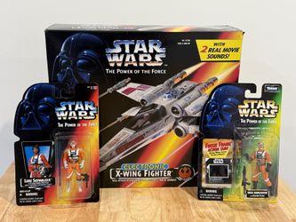 Star Wars X-Wing Fighter and Action Figures