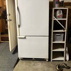 Kenmore Refrigerator 