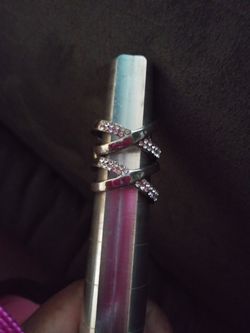 Costume jewelry ring