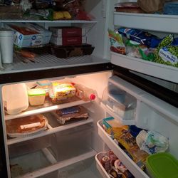 Black Admiral refrigerator/freezer Great Condition
