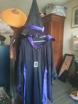 Costume
