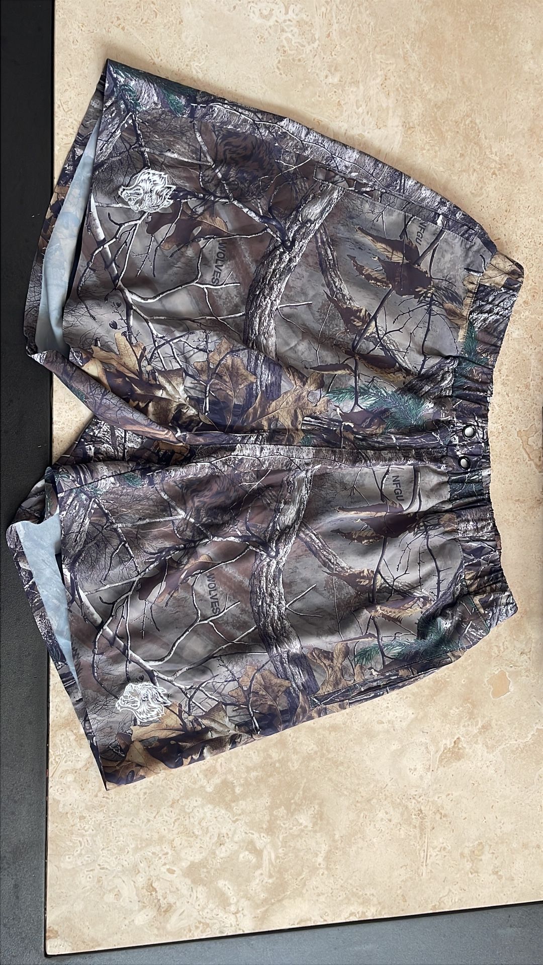 Wolves Short Workout L